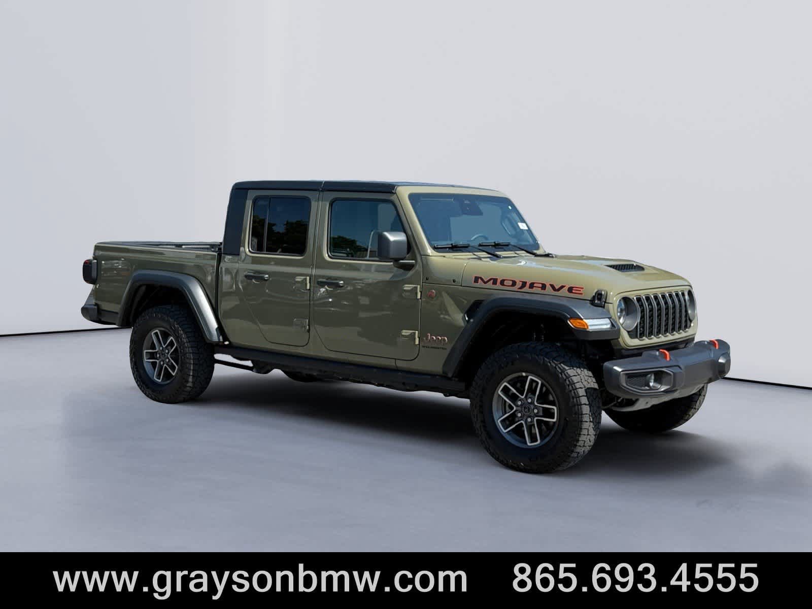 Used 2026 Jeep Gladiator Mojave AWD/4WD image 1