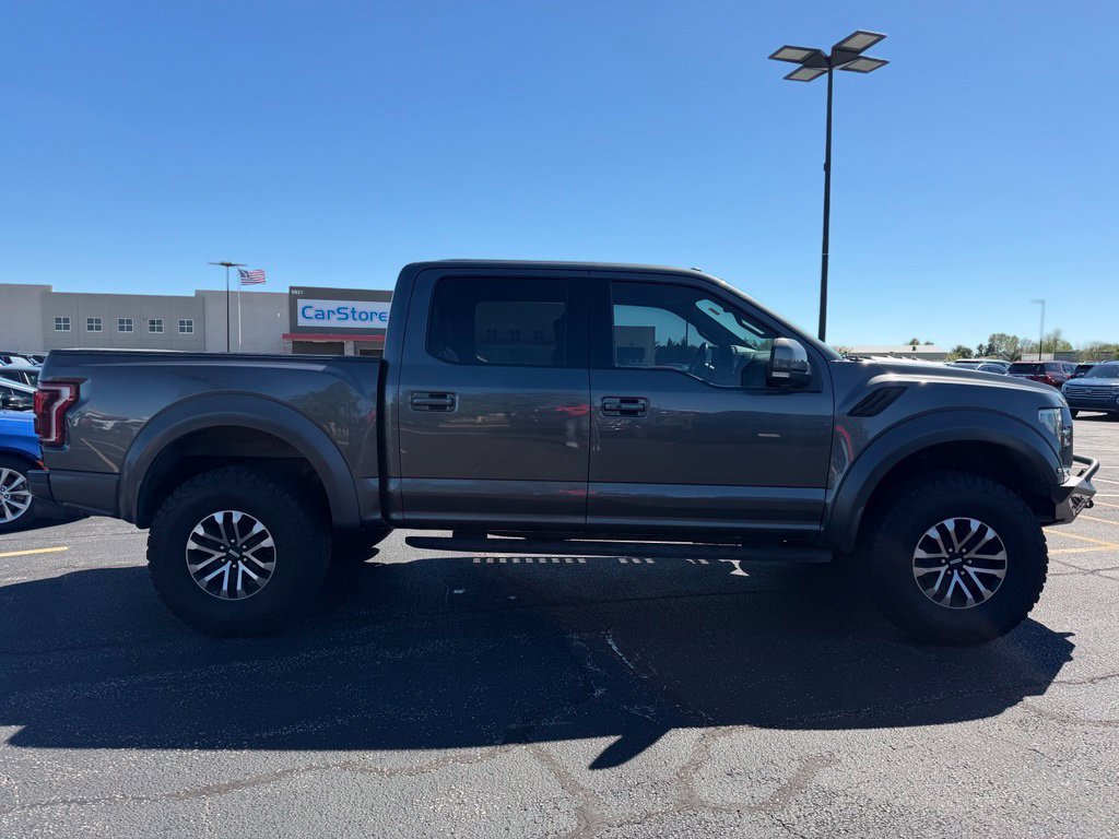 Used 2018 Ford F150 Raptor w/ Equipment Group 802A Luxury AWD/4WD image 8