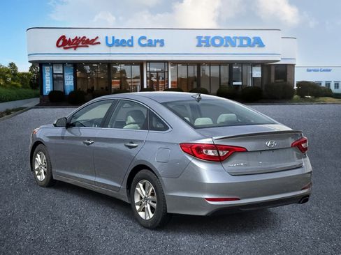 Used 2016 Hyundai Sonata SE FWD image 3