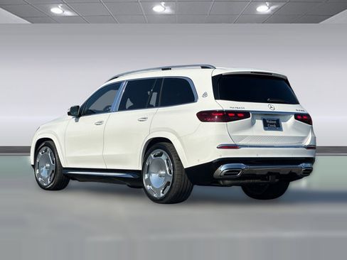 New 2026 Mercedes-Benz Maybach GLS 600 4MATIC image 3