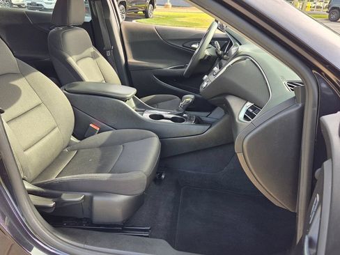 Used 2022 Chevrolet Malibu LS FWD image 15