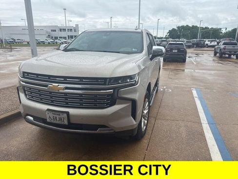 Certified 2022 Chevrolet Tahoe Premier AWD/4WD image 2