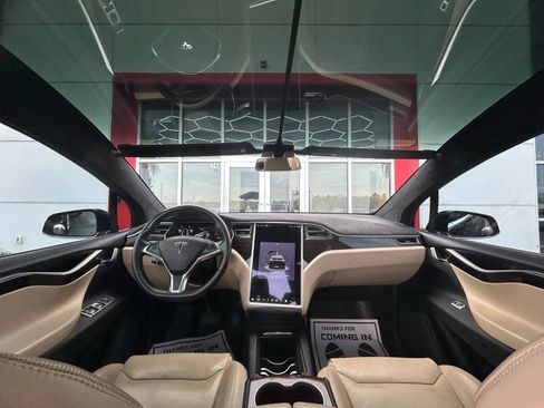 Used 2016 Tesla Model X 90D AWD/4WD image 16