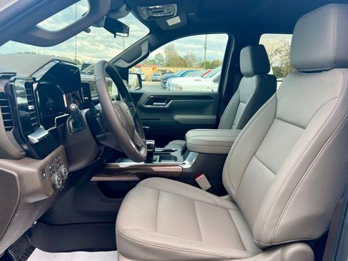 New 2026 Chevrolet Silverado 1500 LT Trail Boss w/ LT Trail Boss Premium Package image 8