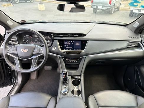 Certified 2023 Cadillac XT5 Premium Luxury w/ LPO, Floor Liner Package AWD/4WD image 12