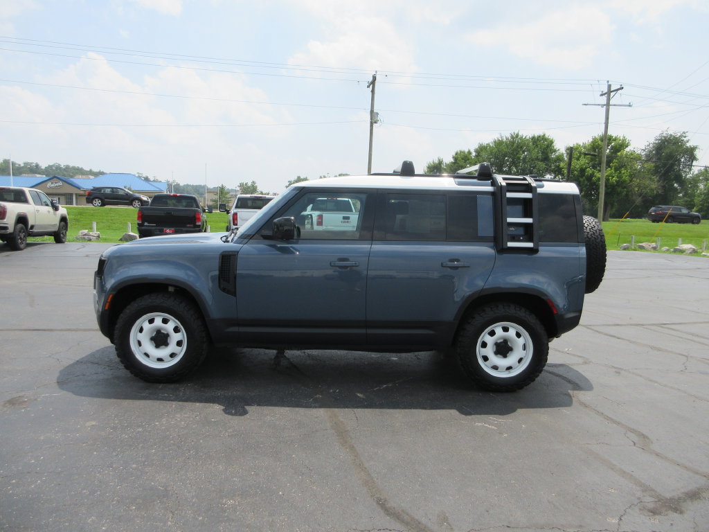 Used 2021 Land Rover Defender 110 AWD/4WD image 9
