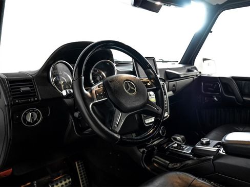 Used 2014 Mercedes-Benz G 63 AMG 4MATIC image 2
