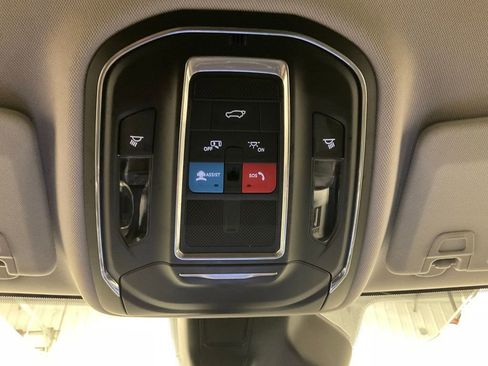 Used 2021 Jeep Grand Cherokee L Limited image 27