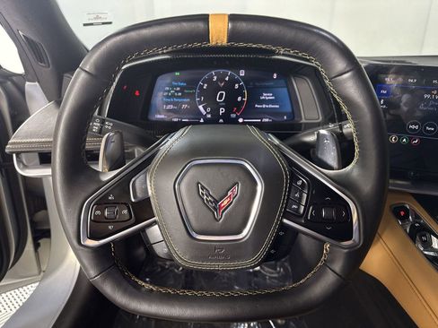 Used 2021 Chevrolet Corvette Stingray Premium Conv w/ Z51 Performance Package RWD image 14