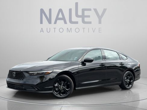 Certified 2025 Honda Accord SE image 1