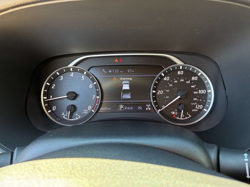 Used 2024 Nissan Frontier SV w/ Technology Package AWD/4WD image 19