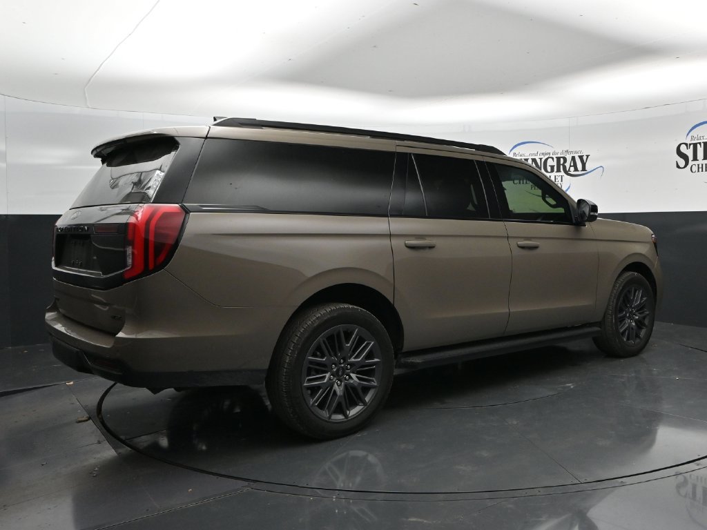 Used 2026 Ford Expedition Max Platinum w/ Stealth Appearance Package AWD/4WD image 7