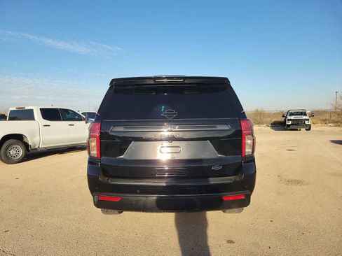Used 2021 Chevrolet Tahoe Z71 w/ Rear Media and Nav Package image 5