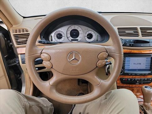 Used 2008 Mercedes-Benz E 350 Sedan image 19