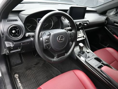 Used 2025 Lexus IS 350 F Sport RWD image 13