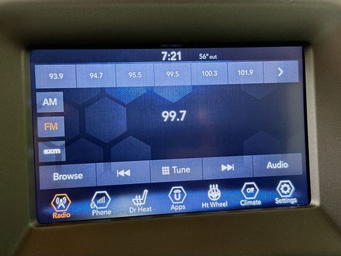 Used 2018 Jeep Compass Latitude w/ Popular Equipment Group image 19