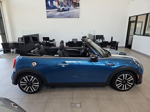 Used 2022 MINI Cooper S w/ Premium Package FWD image 8