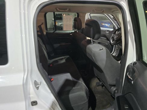 Used 2016 Jeep Patriot Latitude image 30