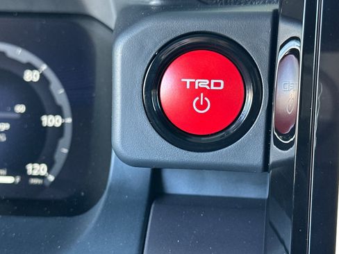 New 2025 Toyota Tacoma TRD Off-Road image 24