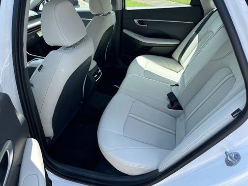 New 2025 Hyundai Sonata SEL image 12