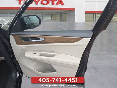 Used 2024 Volkswagen Atlas SE FWD image 35