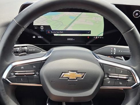 Used 2025 Chevrolet Equinox LT w/ Safety and Technology Package FWD image 21