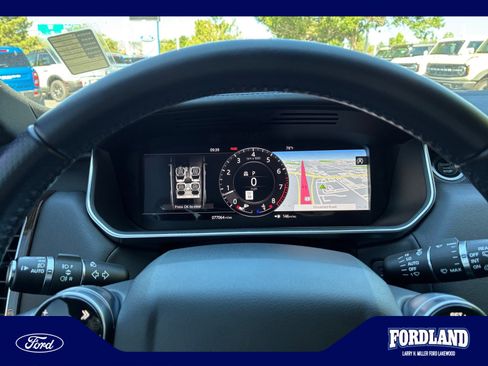 Used 2018 Land Rover Range Rover Sport HSE AWD/4WD image 11