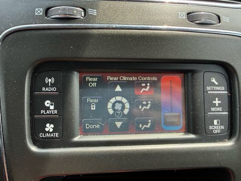 Used 2017 Dodge Journey SE w/ Flexible Seating Group FWD image 32