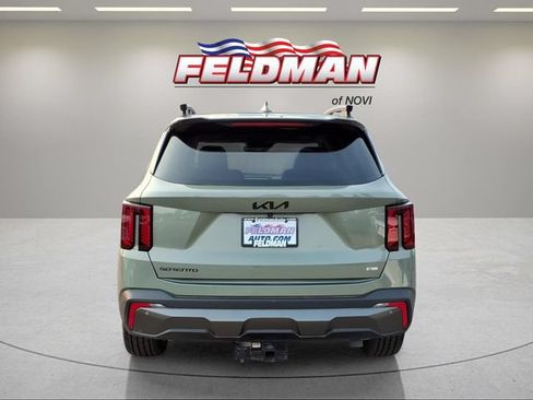 Used 2025 Kia Sorento SX AWD/4WD image 4