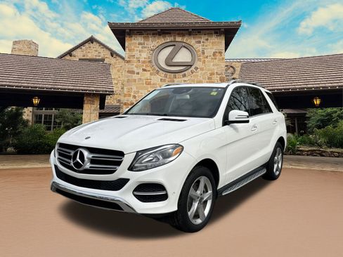 Used 2019 Mercedes-Benz GLE 400 GLE 400 image 4