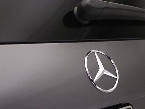 Certified 2022 Mercedes-Benz GLB 250 image 23