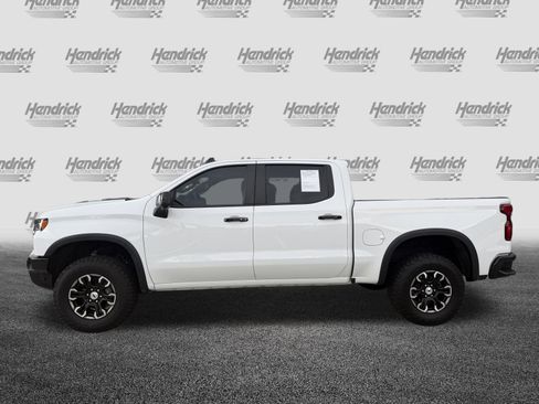 Used 2024 Chevrolet Silverado 1500 ZR2 w/ Technology Package AWD/4WD image 6