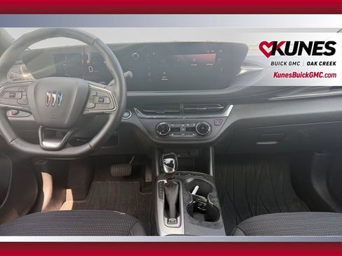Used 2026 Buick Envista Preferred w/ Convenience I Package FWD image 25