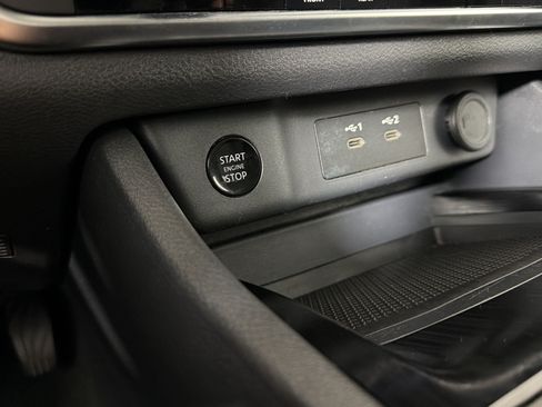Used 2024 Nissan Rogue SV AWD/4WD image 26
