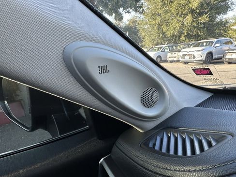 Used 2023 Toyota Highlander Limited image 15