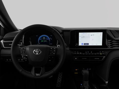 Used 2025 Toyota Camry LE FWD image 33