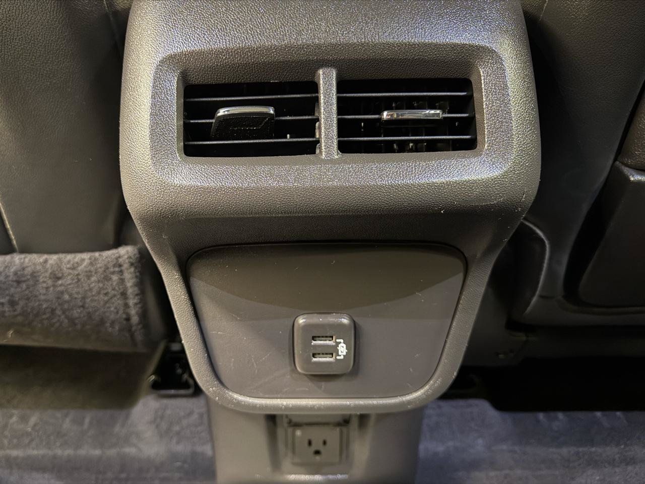 Used 2022 GMC Terrain AT4 w/ Tech Package AWD/4WD image 25