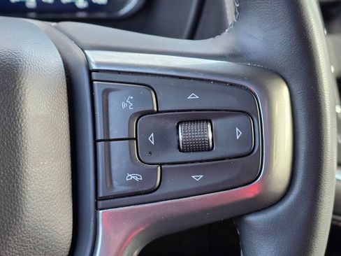 Used 2023 Chevrolet Suburban Z71 w/ Luxury Package image 22