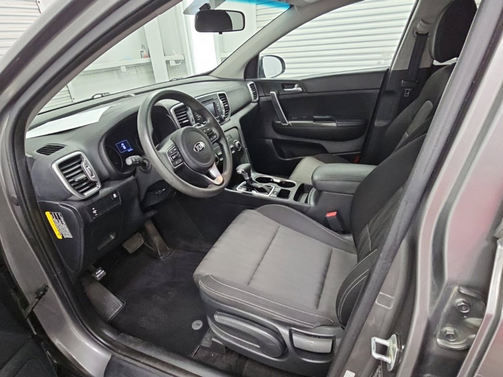 Used 2019 Kia Sportage LX FWD image 10