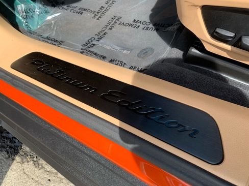 Used 2023 Porsche Panamera image 19
