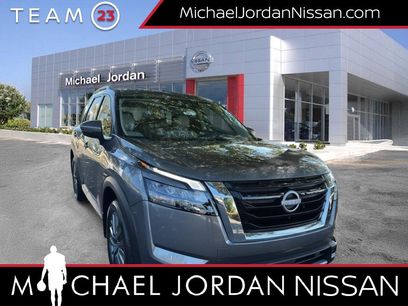 New 2025 Nissan Pathfinder SL
