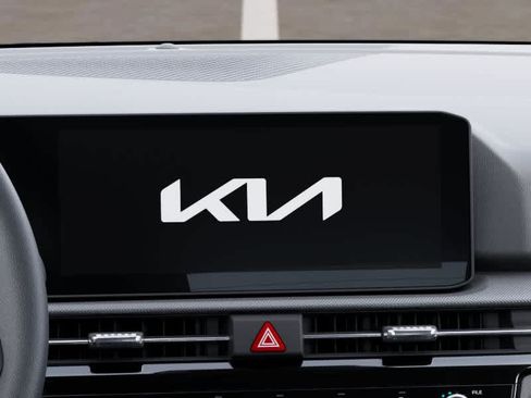 New 2027 Kia Sportage LX FWD image 20