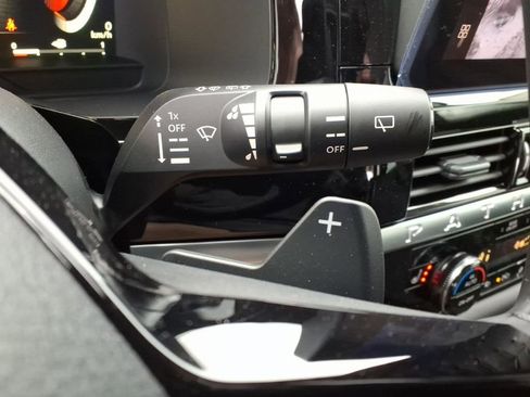 New 2026 Nissan Pathfinder SL image 22