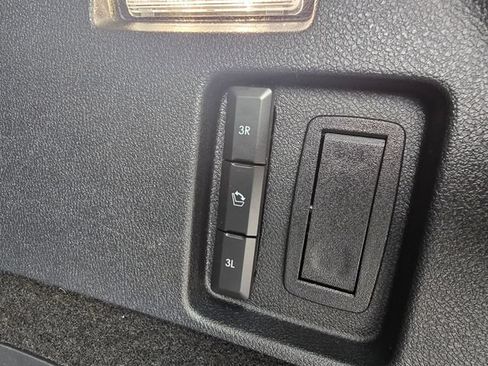 Used 2023 Lincoln Aviator Reserve w/ Equipment Group 201A RWD image 17