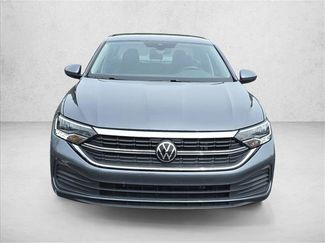 Used 2024 Volkswagen Jetta SE FWD video 2
