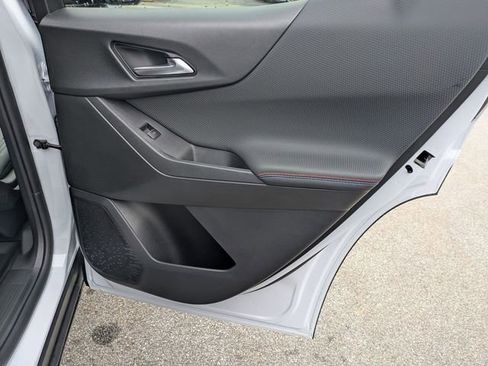 New 2026 Chevrolet Equinox RS image 31