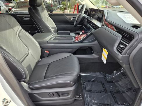 New 2026 INFINITI QX80 Luxe RWD image 21