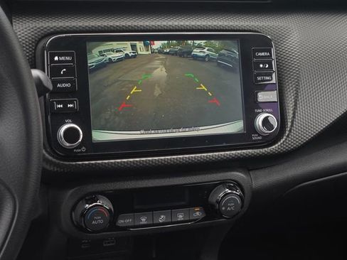 Used 2022 Nissan Kicks SV FWD image 21