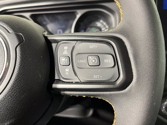 Used 2024 Jeep Wrangler Unlimited AWD/4WD image 22