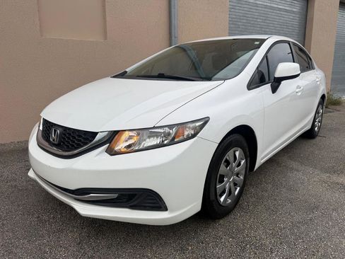 Used 2013 Honda Civic LX image 9